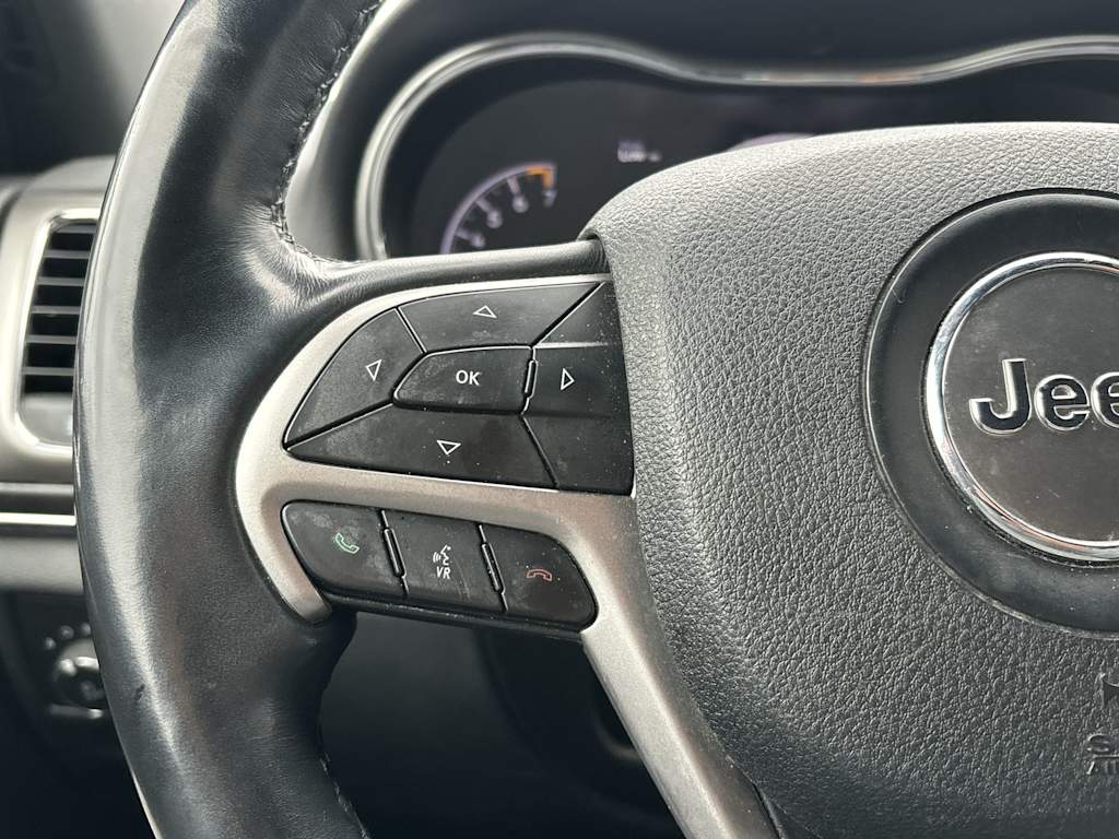 Thumbnail: 2018 Jeep Grand Cherokee - 11