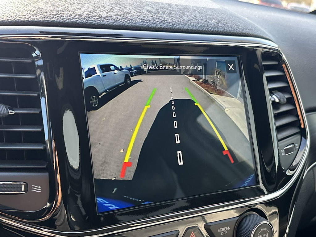 Thumbnail: 2021 Jeep Grand Cherokee - 25