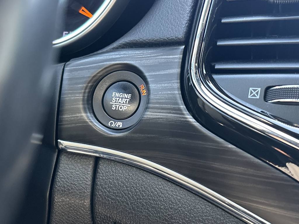 Thumbnail: 2021 Jeep Grand Cherokee - 19