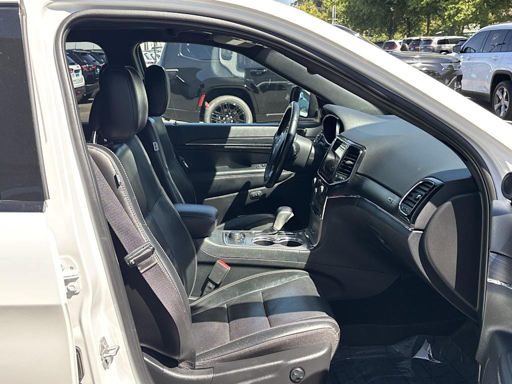 Thumbnail: 2021 Jeep Grand Cherokee - 6