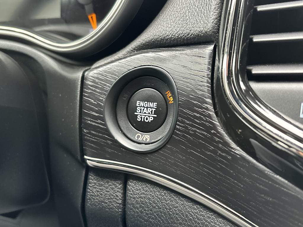 Thumbnail: 2021 Jeep Grand Cherokee - 30