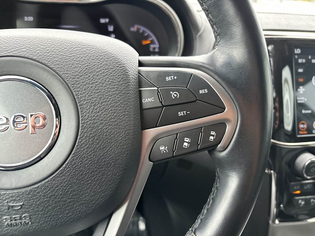 Thumbnail: 2021 Jeep Grand Cherokee - 16