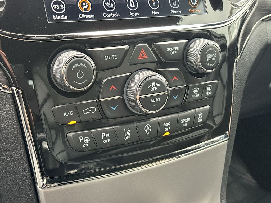 Thumbnail: 2021 Jeep Grand Cherokee - 27