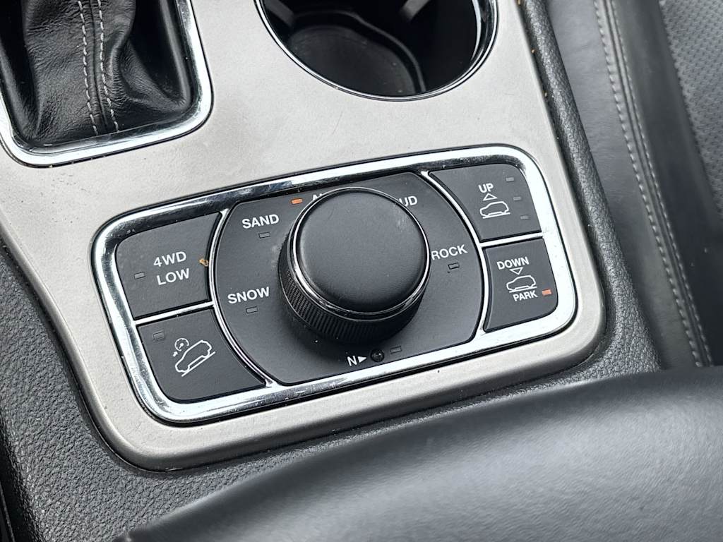 Thumbnail: 2021 Jeep Grand Cherokee - 29