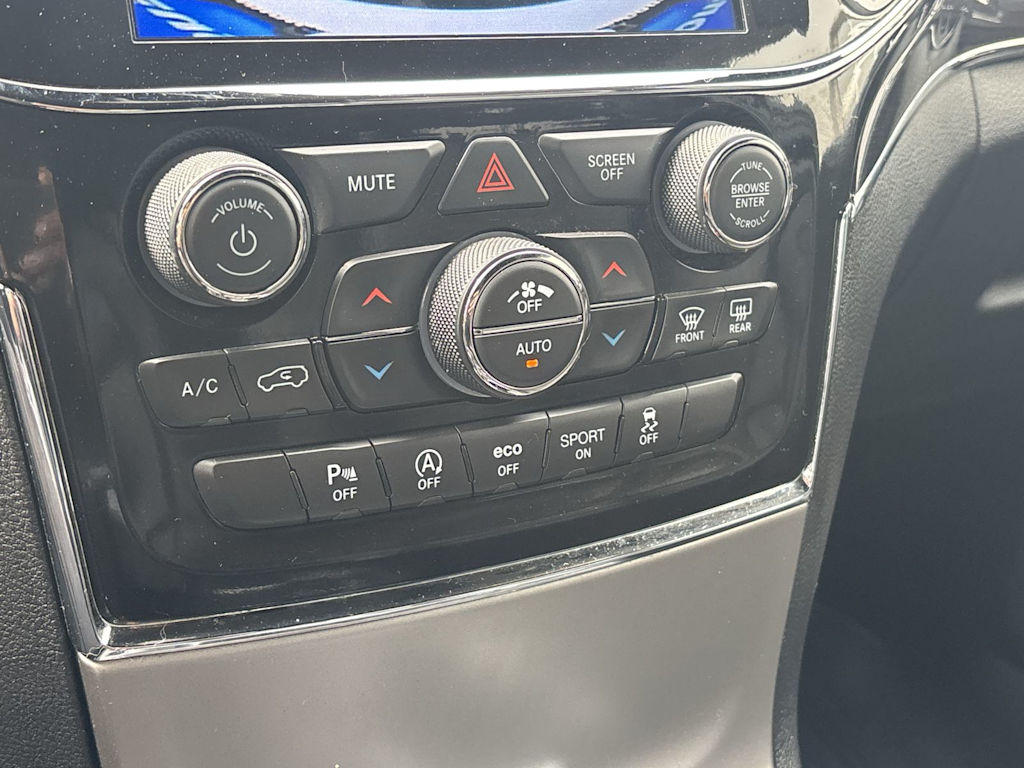 Thumbnail: 2021 Jeep Grand Cherokee - 27