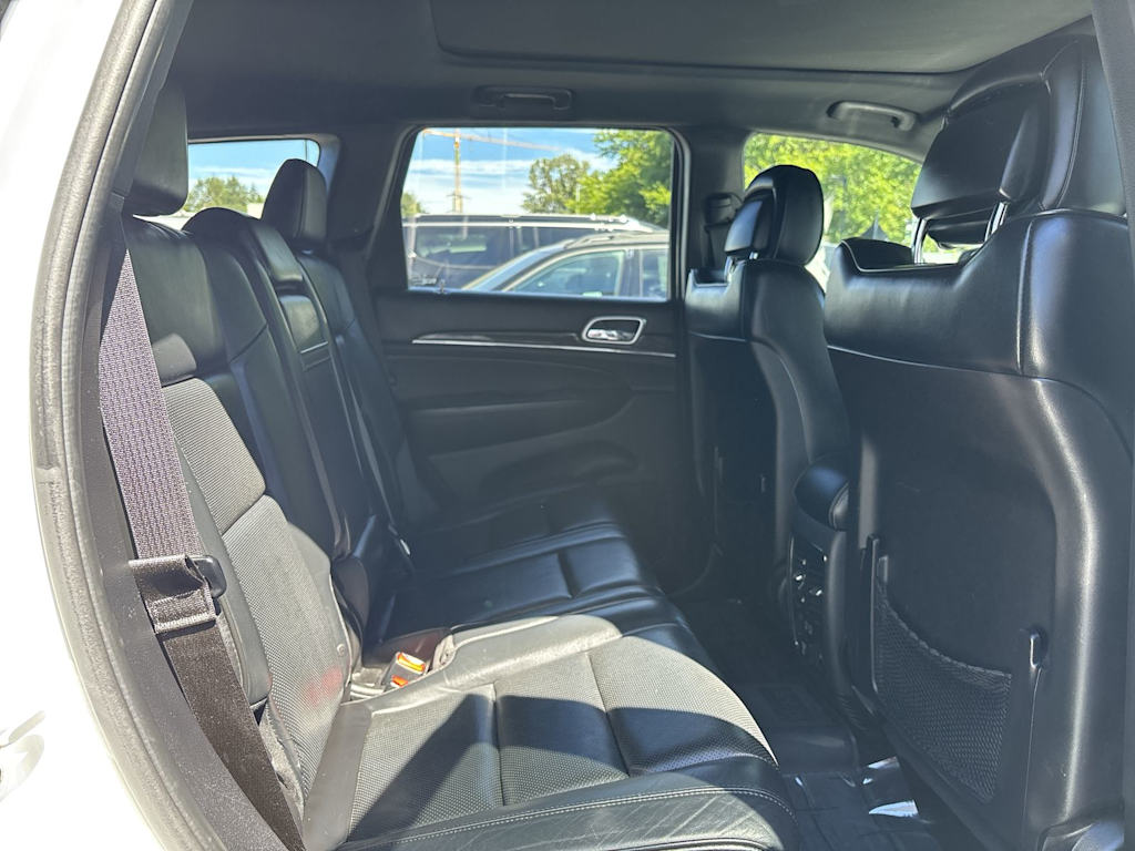 Thumbnail: 2015 Jeep Grand Cherokee - 6