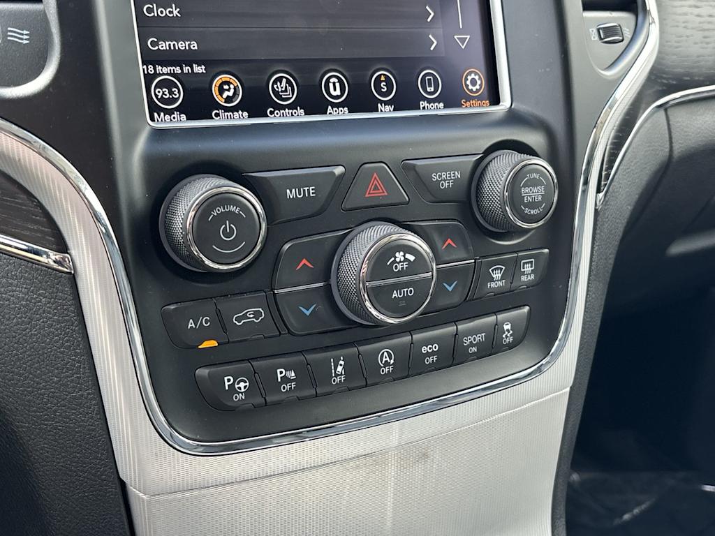 Thumbnail: 2018 Jeep Grand Cherokee - 27