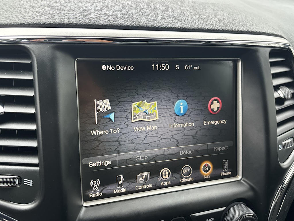 Thumbnail: 2017 Jeep Grand Cherokee - 22
