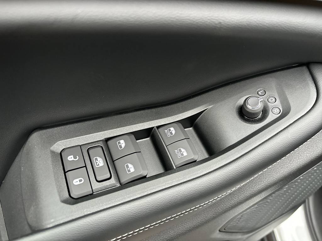 Thumbnail: 2025 Jeep Grand Cherokee - 13