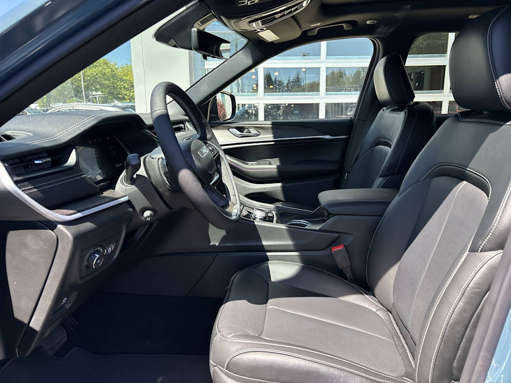 Thumbnail: 2026 Jeep Grand Cherokee - 7