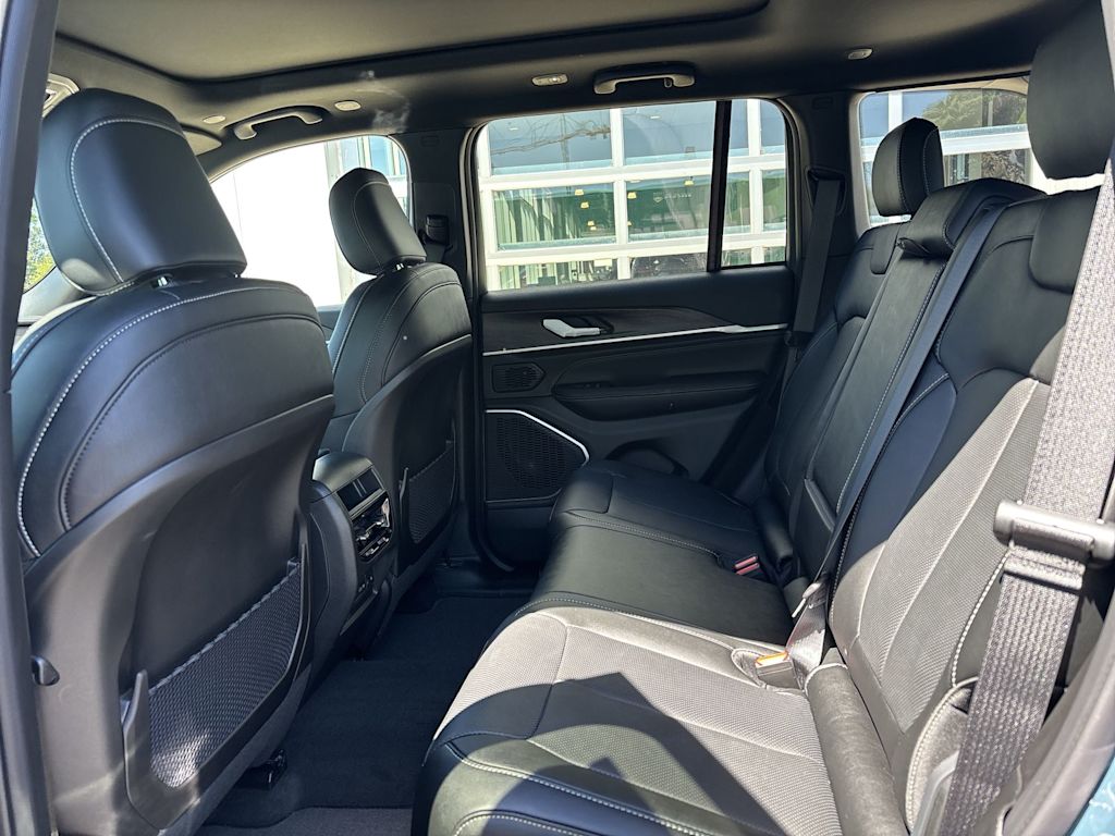 Thumbnail: 2026 Jeep Grand Cherokee - 12