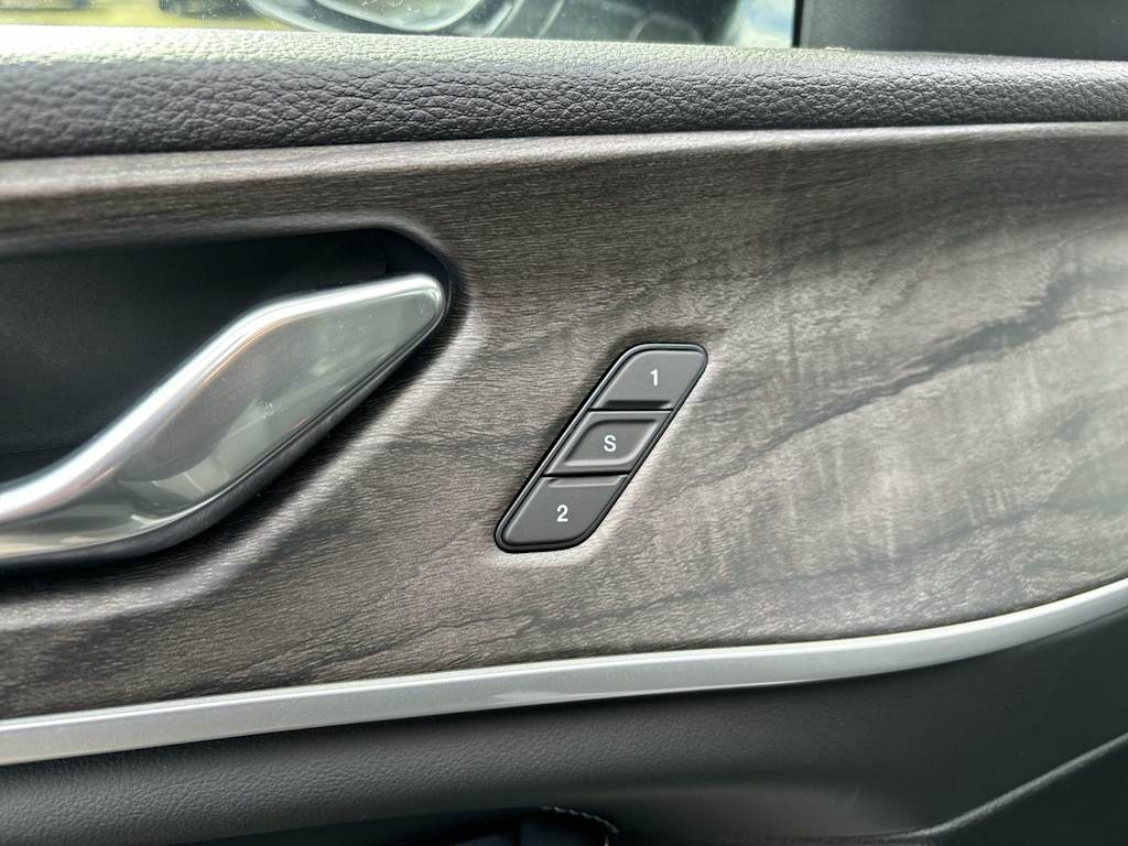 Thumbnail: 2026 Jeep Grand Cherokee - 13