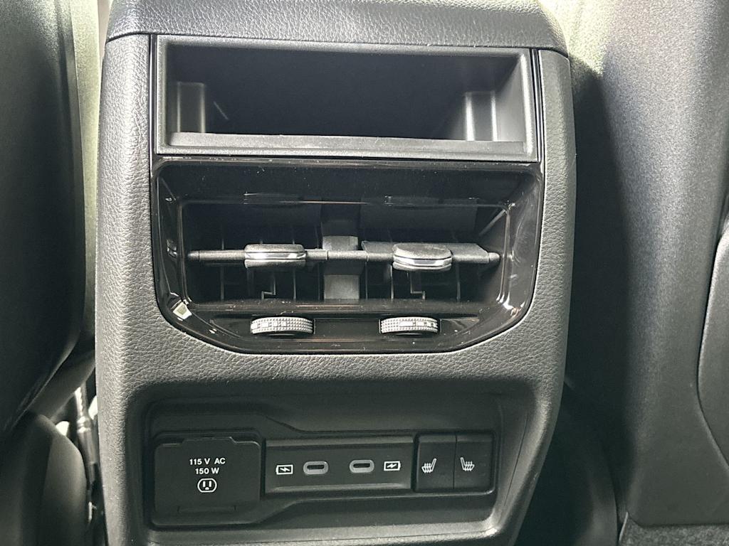 Thumbnail: 2026 Jeep Grand Cherokee - 14