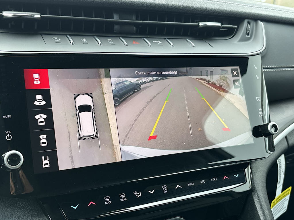 Thumbnail: 2026 Jeep Grand Cherokee - 23