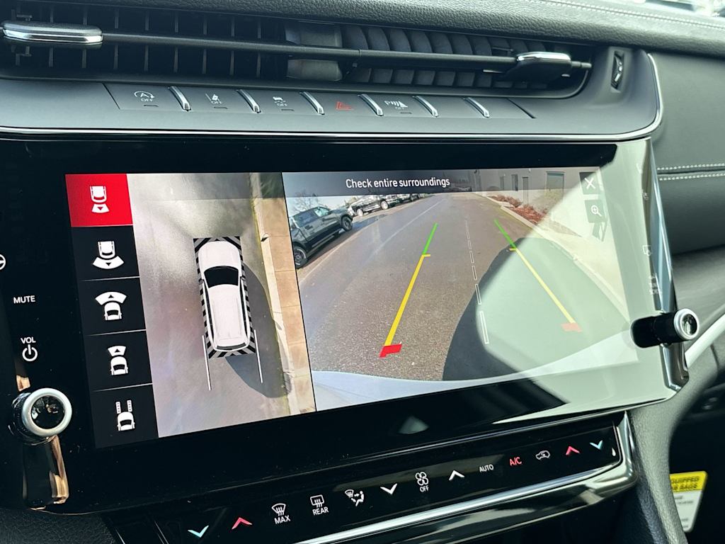 Thumbnail: 2026 Jeep Grand Cherokee - 20