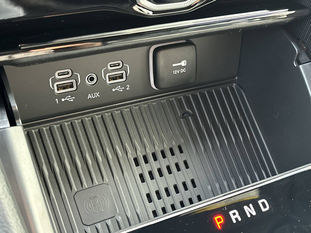 Thumbnail: 2026 Jeep Grand Cherokee - 23