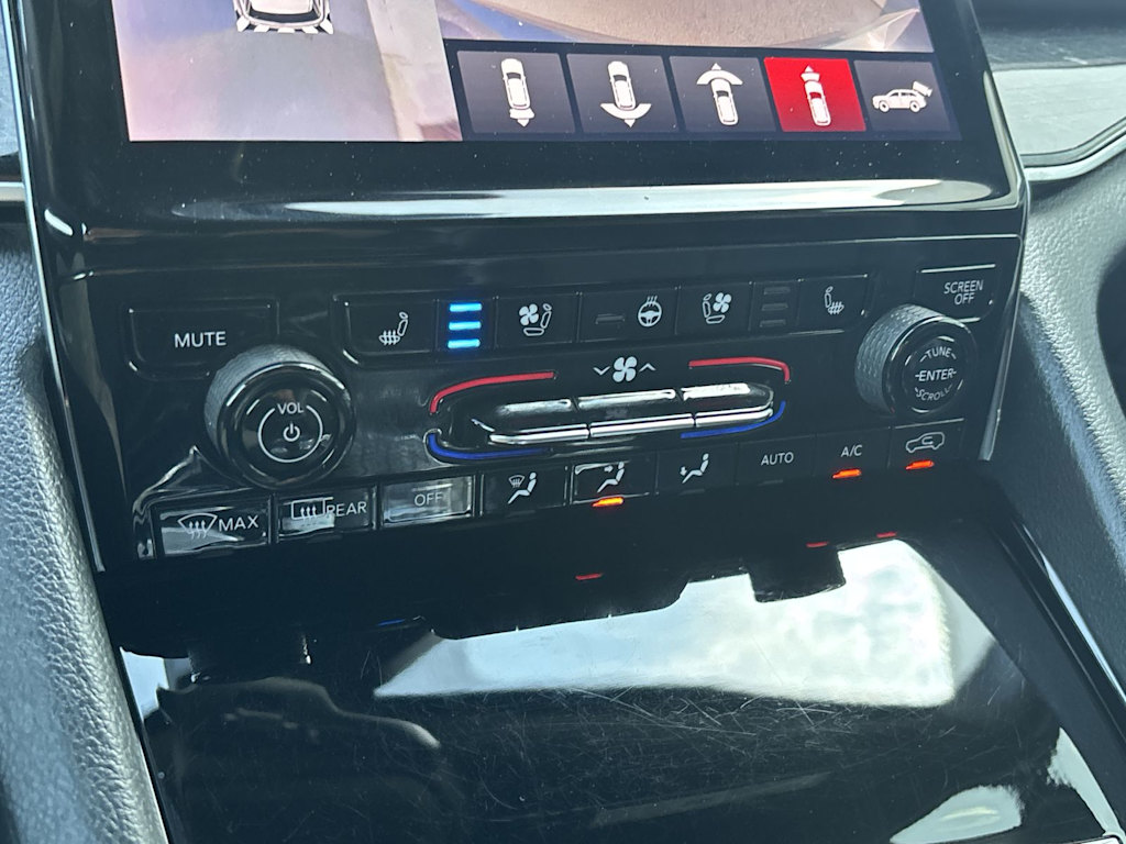Thumbnail: 2022 Jeep Grand Cherokee - 25