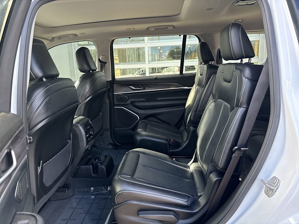 Thumbnail: 2021 Jeep Grand Cherokee L - 11