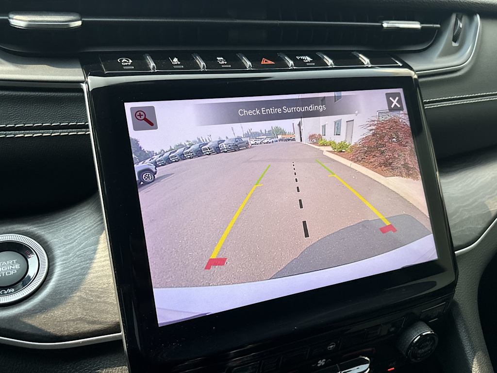 Thumbnail: 2021 Jeep Grand Cherokee L - 23