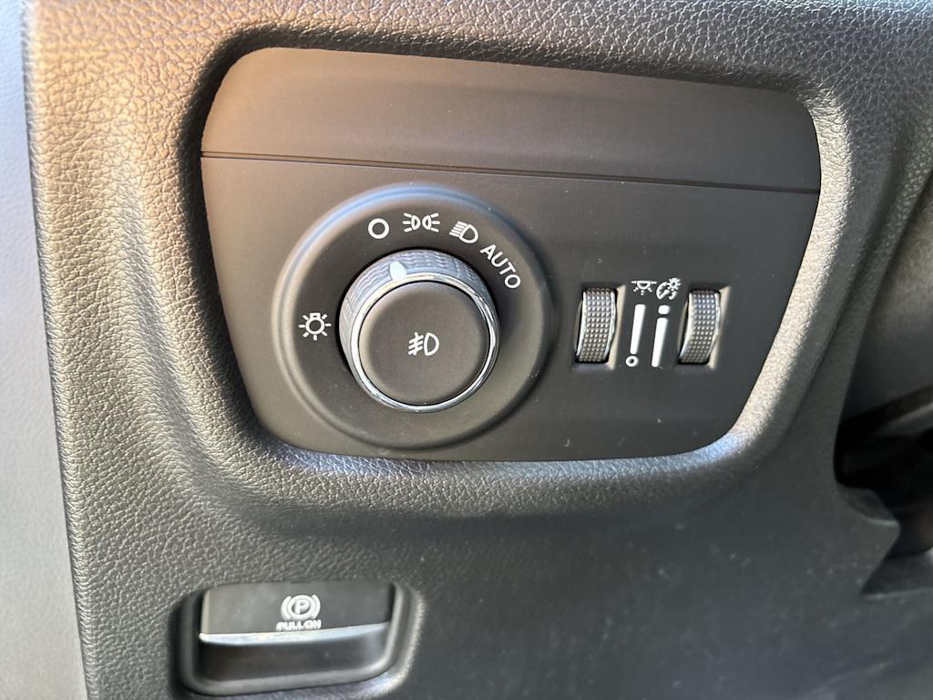 Thumbnail: 2021 Jeep Grand Cherokee L - 12