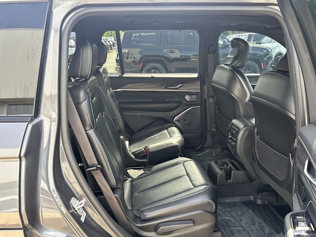 Thumbnail: 2021 Jeep Grand Cherokee L - 9