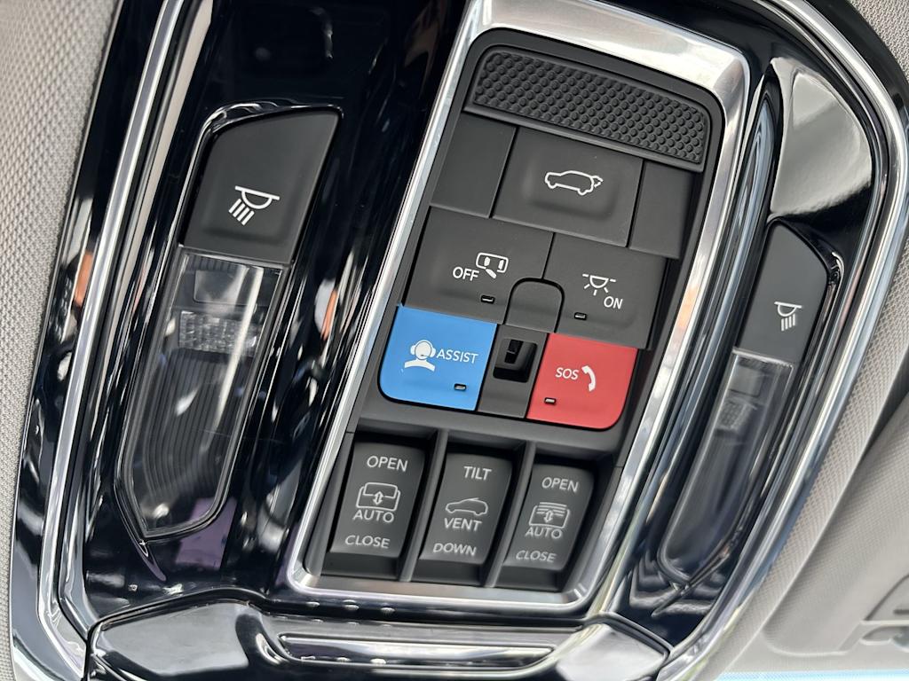 Thumbnail: 2023 Jeep Grand Cherokee L - 5