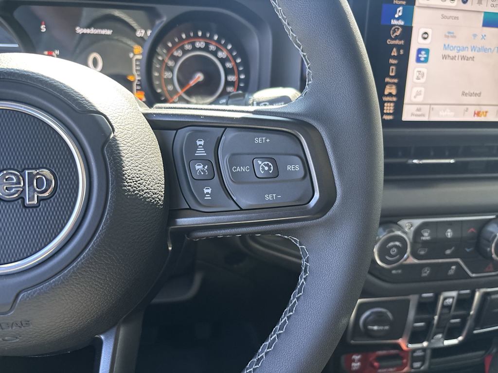 Thumbnail: 2026 Jeep Wrangler - 18