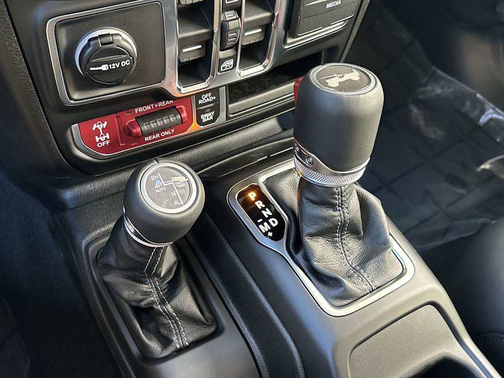 Thumbnail: 2026 Jeep Wrangler - 9