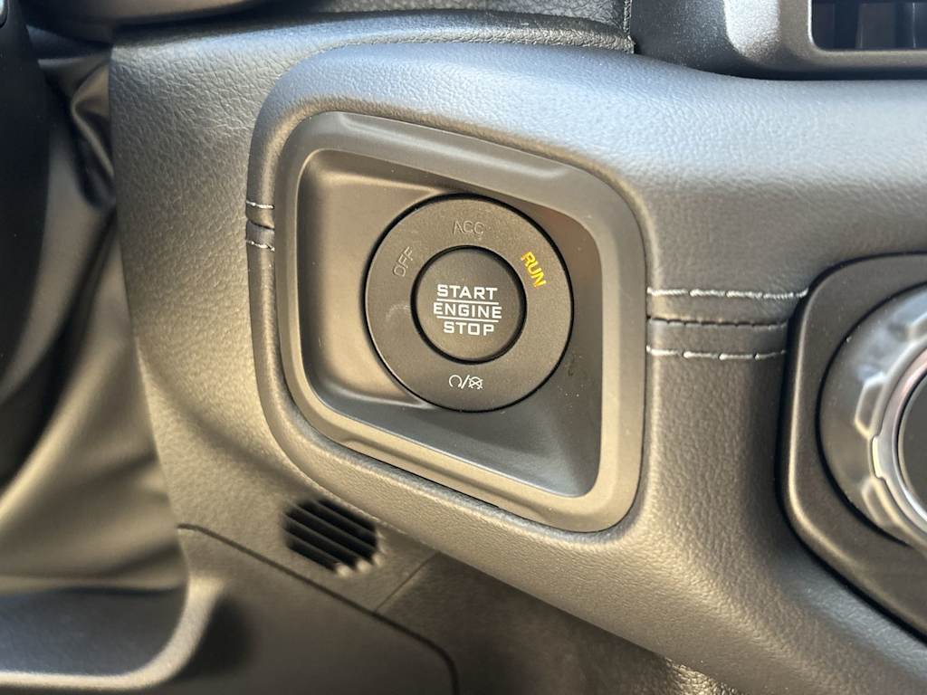 Thumbnail: 2026 Jeep Wrangler - 24