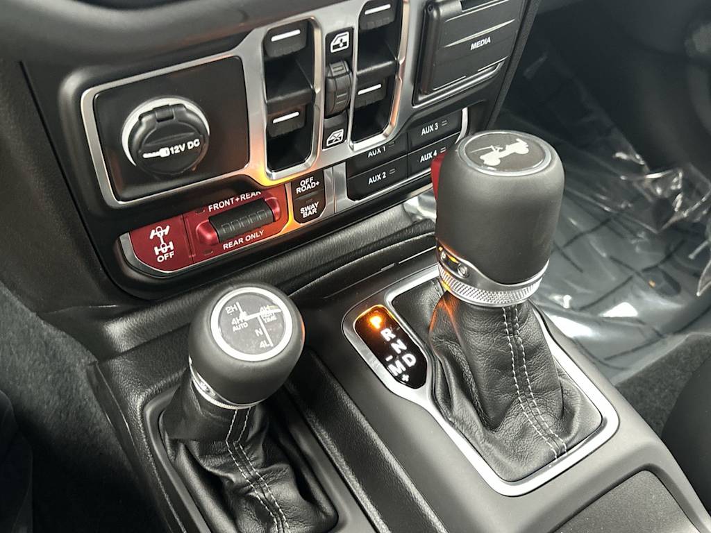 Thumbnail: 2026 Jeep Wrangler - 9