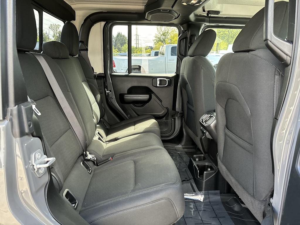 2021 Jeep Gladiator Sport 7