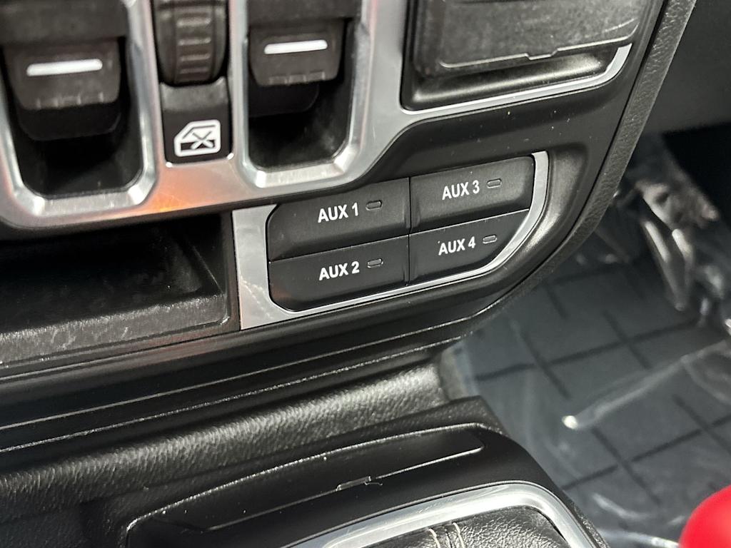 Thumbnail: 2020 Jeep Gladiator - 29