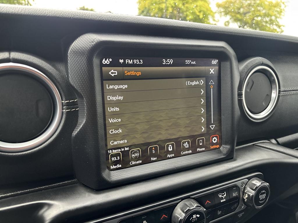 Thumbnail: 2020 Jeep Gladiator - 24