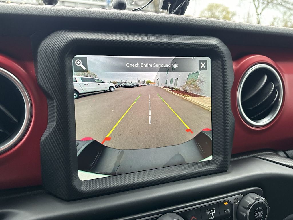 Thumbnail: 2020 Jeep Gladiator - 26