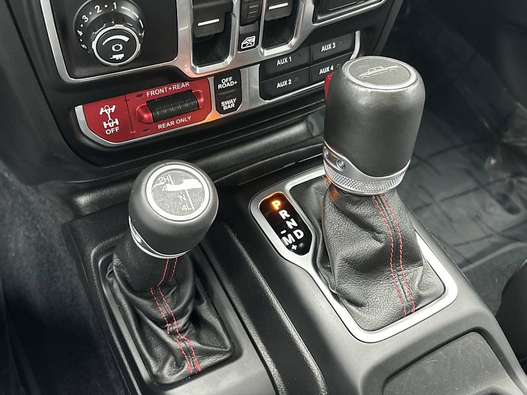 Thumbnail: 2020 Jeep Gladiator - 10