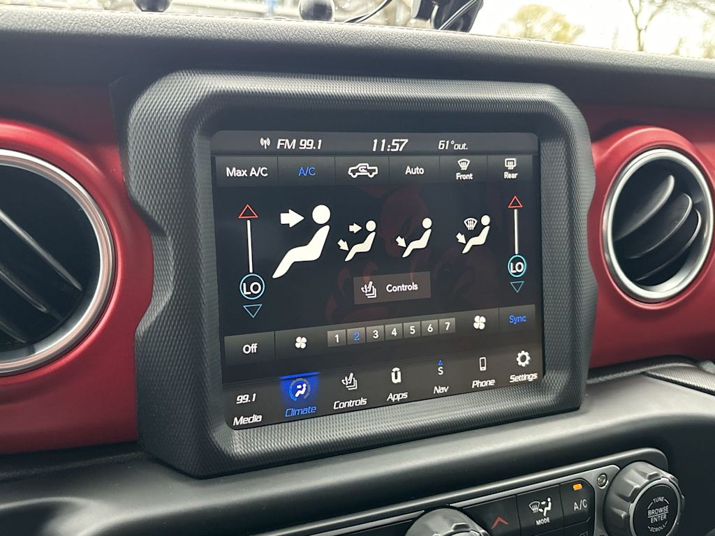 Thumbnail: 2020 Jeep Gladiator - 18