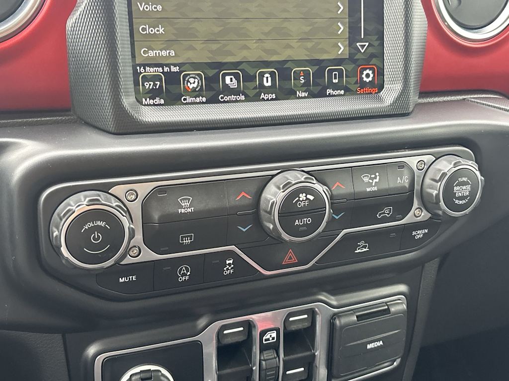 Thumbnail: 2022 Jeep Gladiator - 26