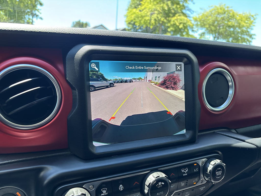 Thumbnail: 2022 Jeep Gladiator - 25