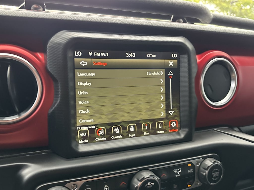 Thumbnail: 2021 Jeep Gladiator - 22