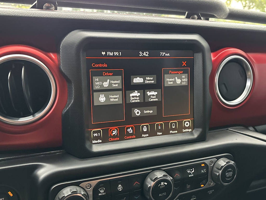 Thumbnail: 2021 Jeep Gladiator - 17