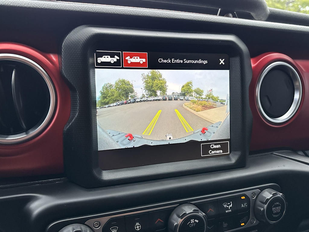 Thumbnail: 2021 Jeep Gladiator - 24