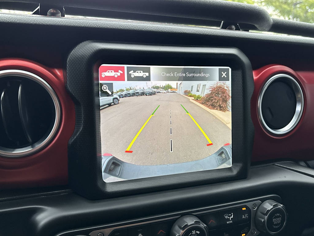 Thumbnail: 2021 Jeep Gladiator - 23