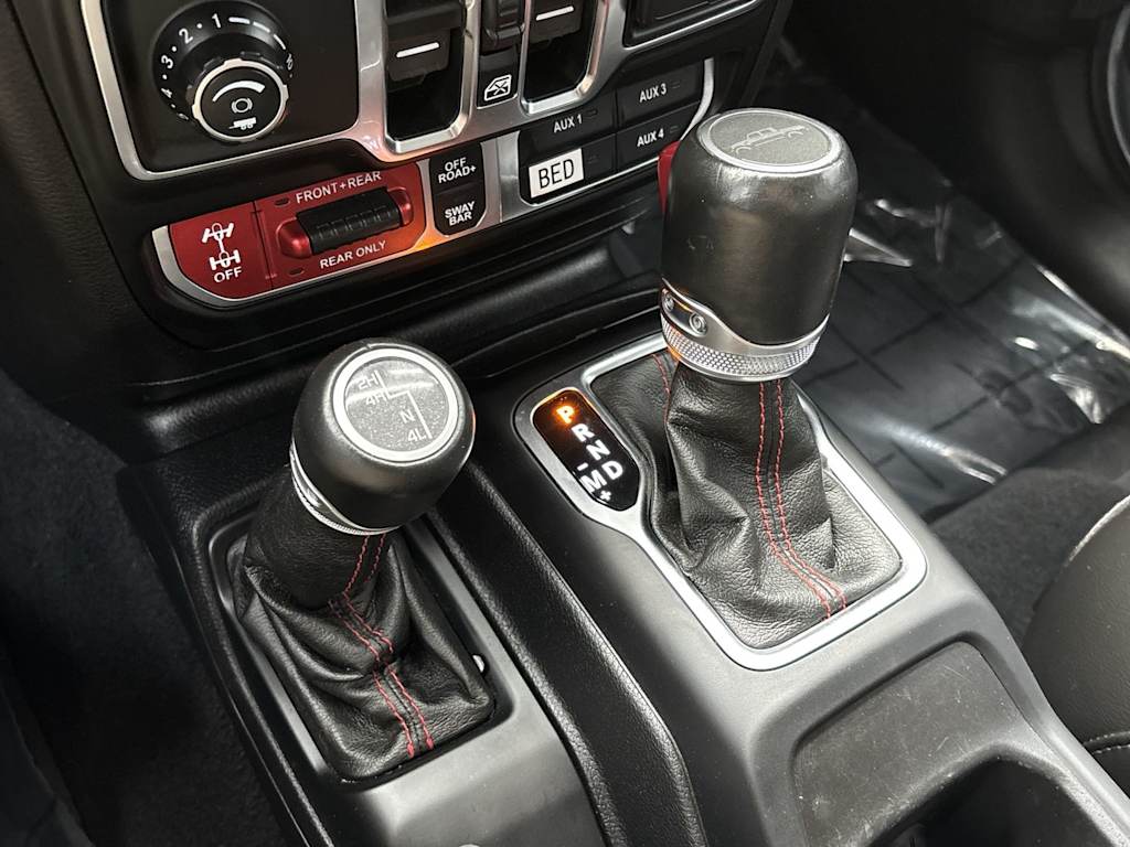 Thumbnail: 2021 Jeep Gladiator - 10
