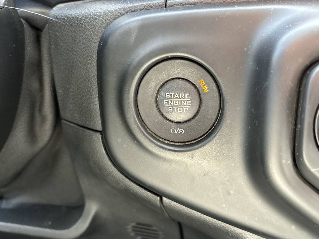 2021 Jeep Gladiator Mojave 28
