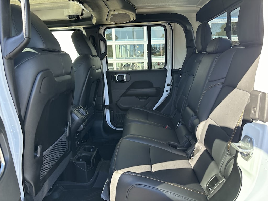 Thumbnail: 2025 Jeep Gladiator - 12