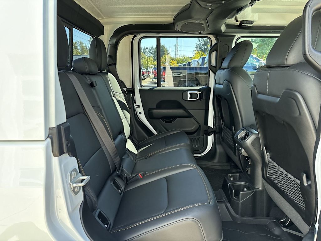 Thumbnail: 2025 Jeep Gladiator - 6