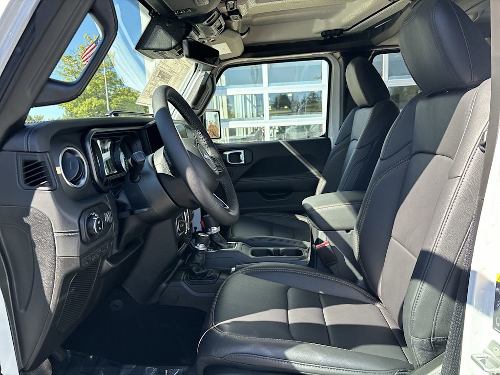 Thumbnail: 2025 Jeep Gladiator - 5