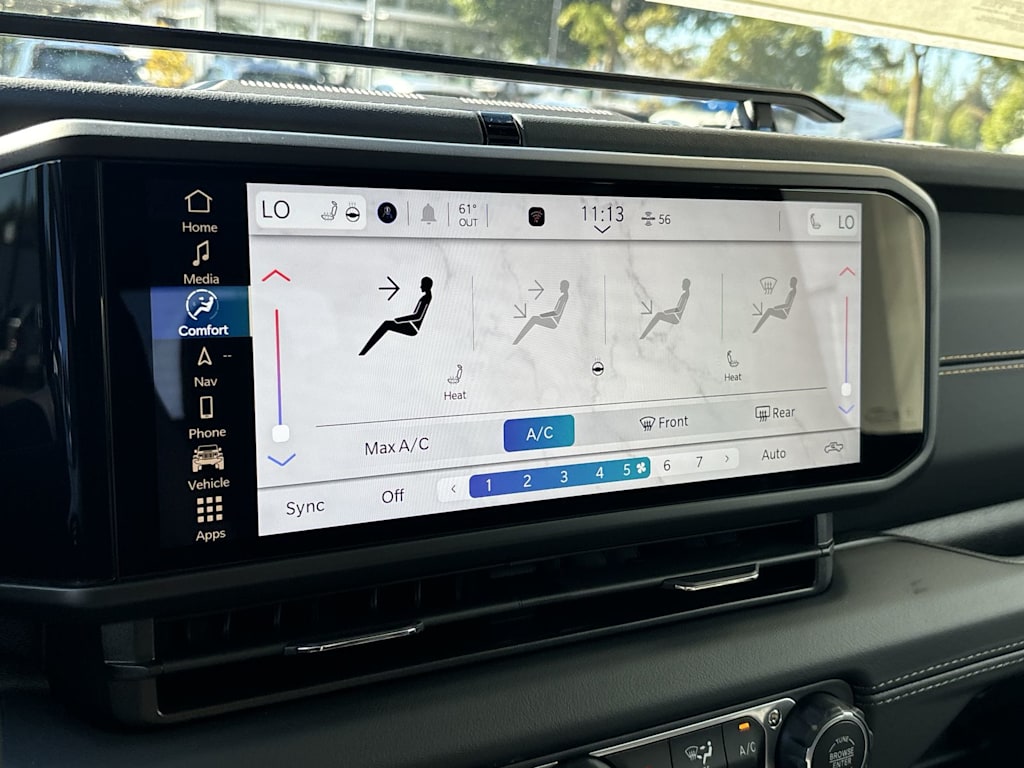 Thumbnail: 2025 Jeep Gladiator - 18