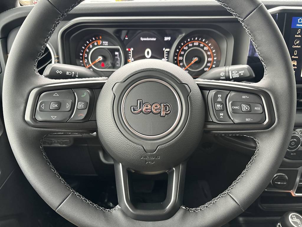 Thumbnail: 2026 Jeep Gladiator - 15