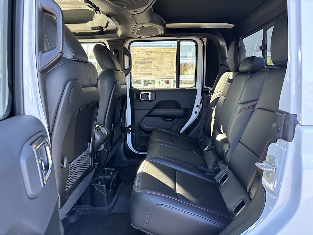 Thumbnail: 2025 Jeep Gladiator - 13